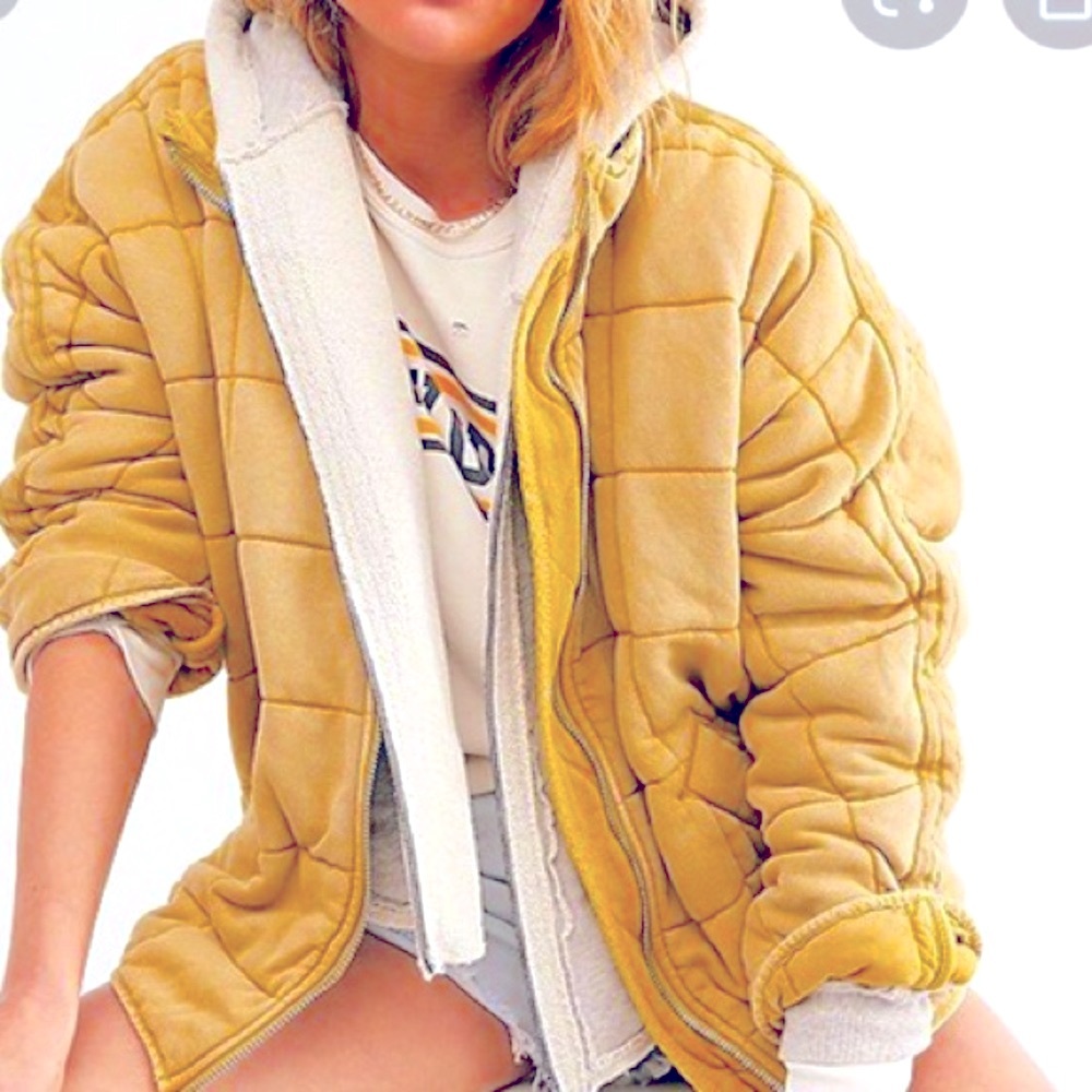 Absolutely new Free People dolman quilted knit jacket, Oversized Zip-up Yellow